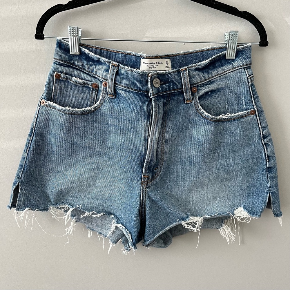 Abercrombie cut off high rise shorts